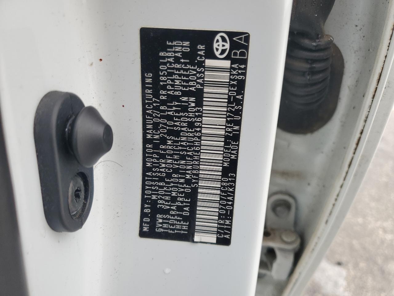 Toyota Corolla L Image 10