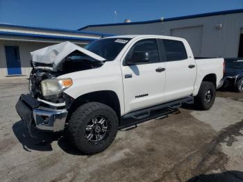  Salvage Toyota Tundra