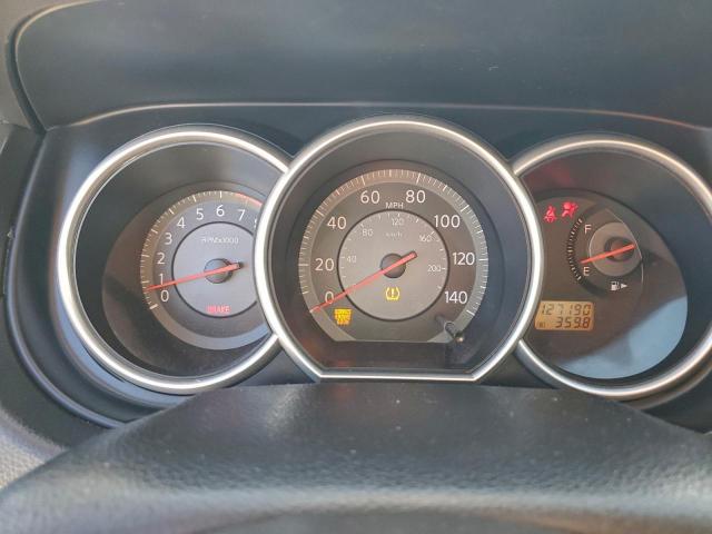 Nissan Versa S Image 8