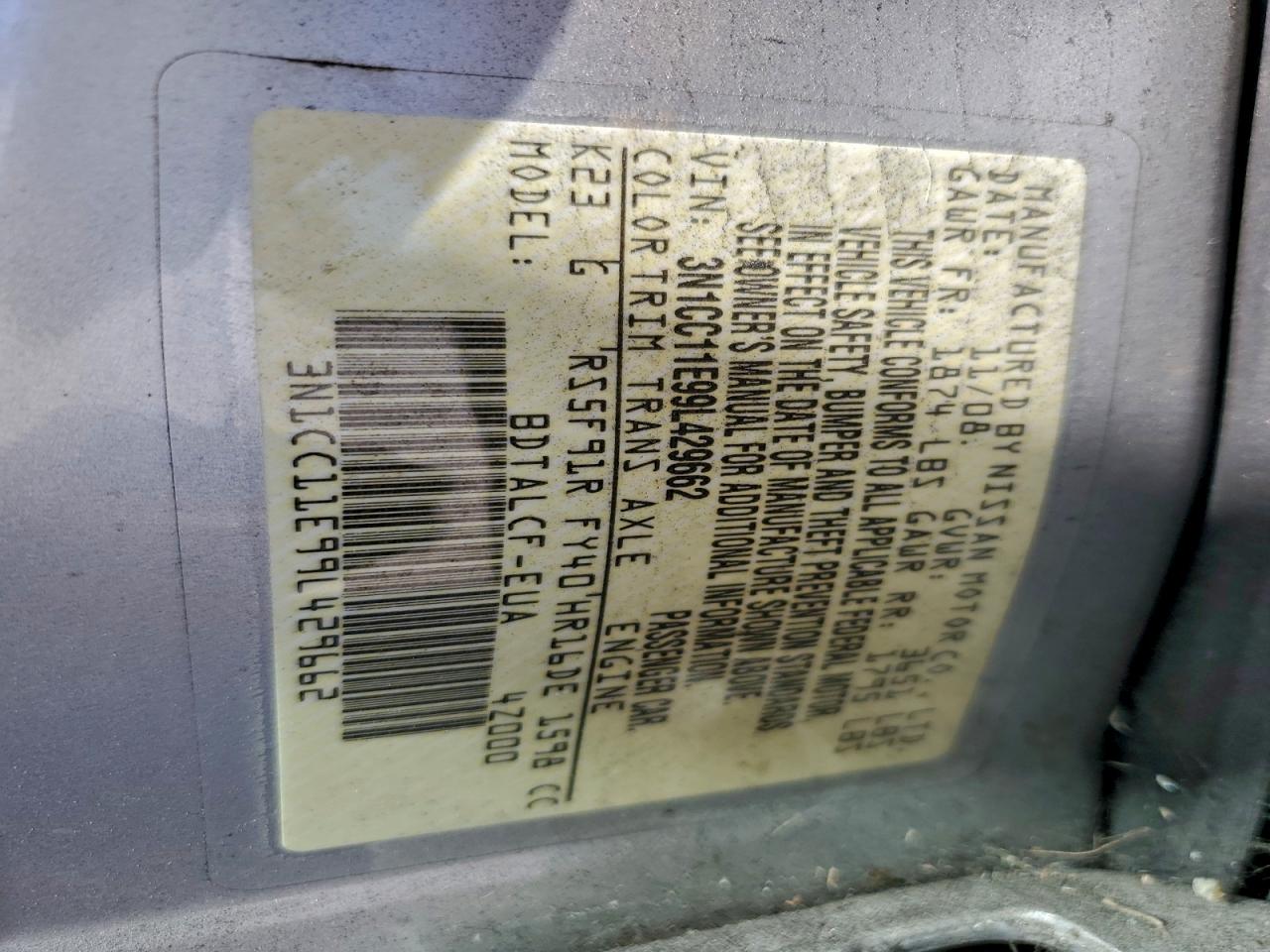 Nissan Versa S Image 9