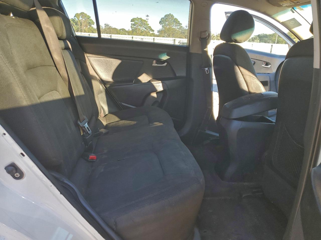 Kia Sportage Base Image 11