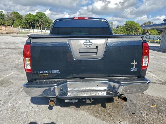 Nissan Frontier Crew Cab Se Image 3