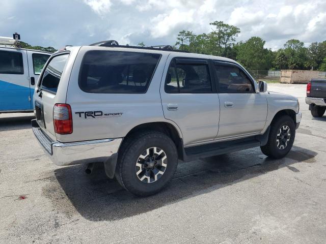 Toyota 4Runner Sr5 Image 12