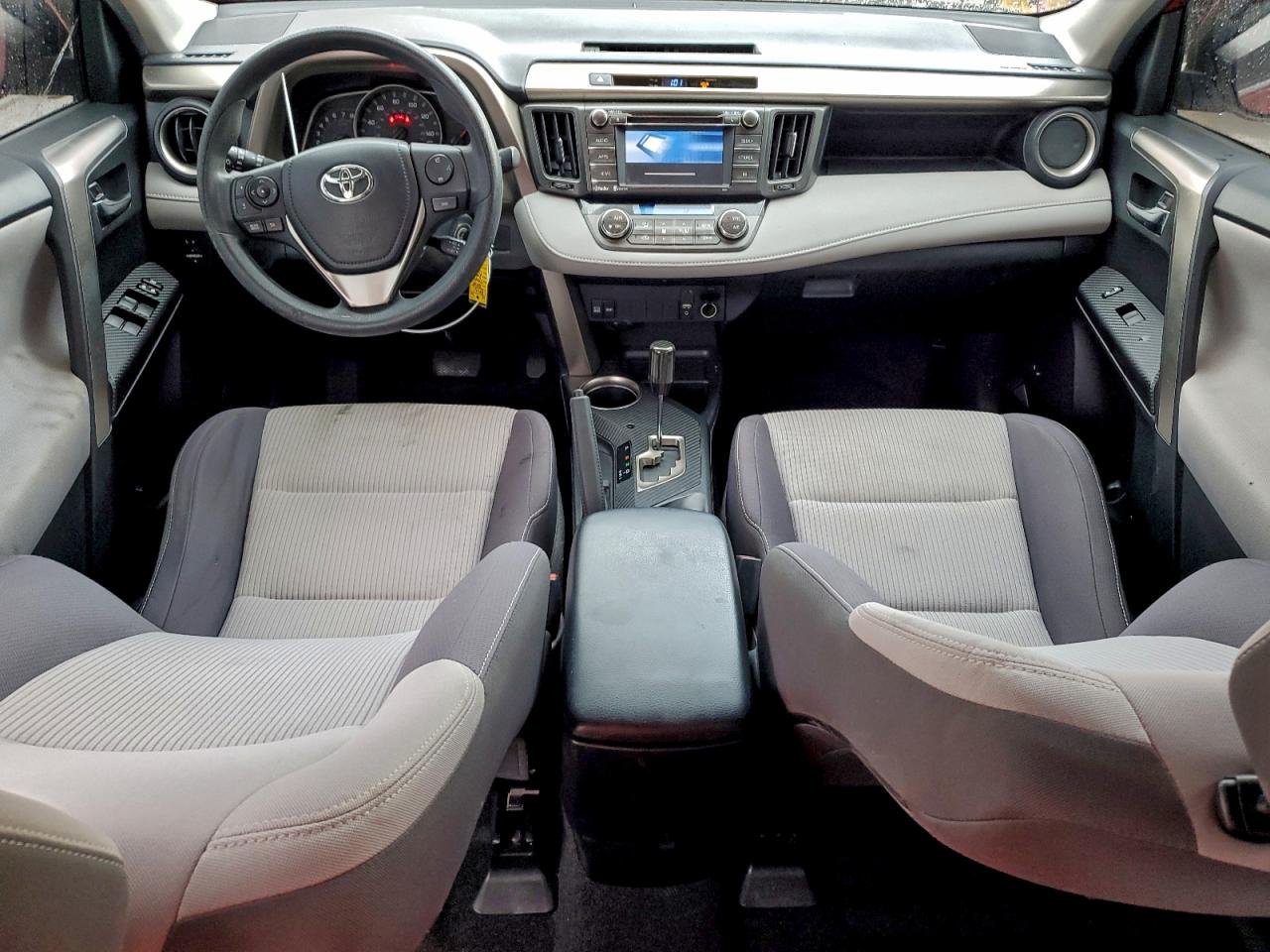 Toyota RAV4 Xle Image 9