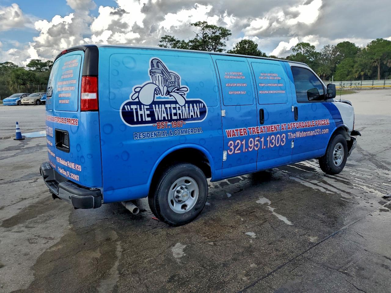 Chev Express Image 3