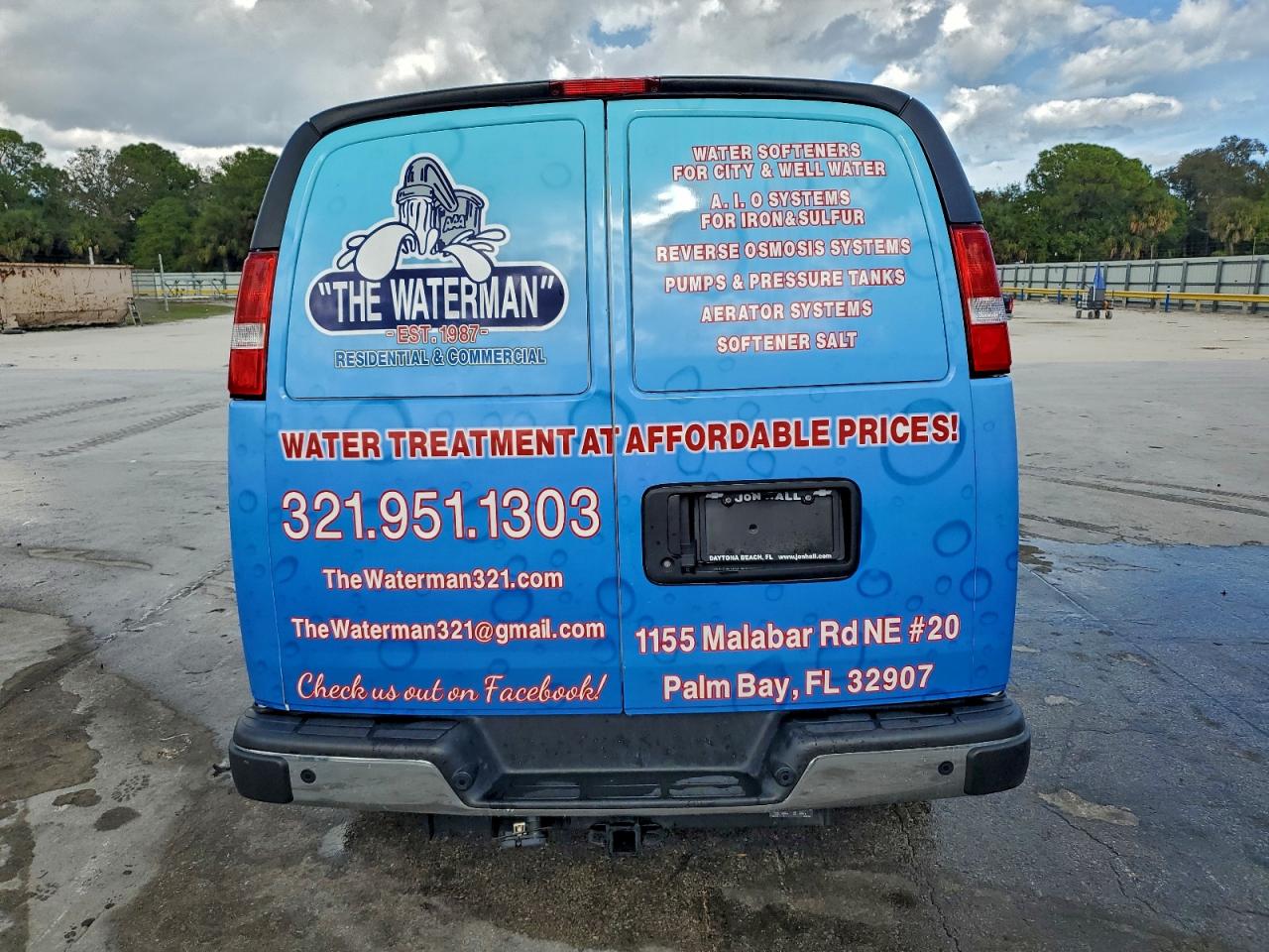 Chev Express Image 5