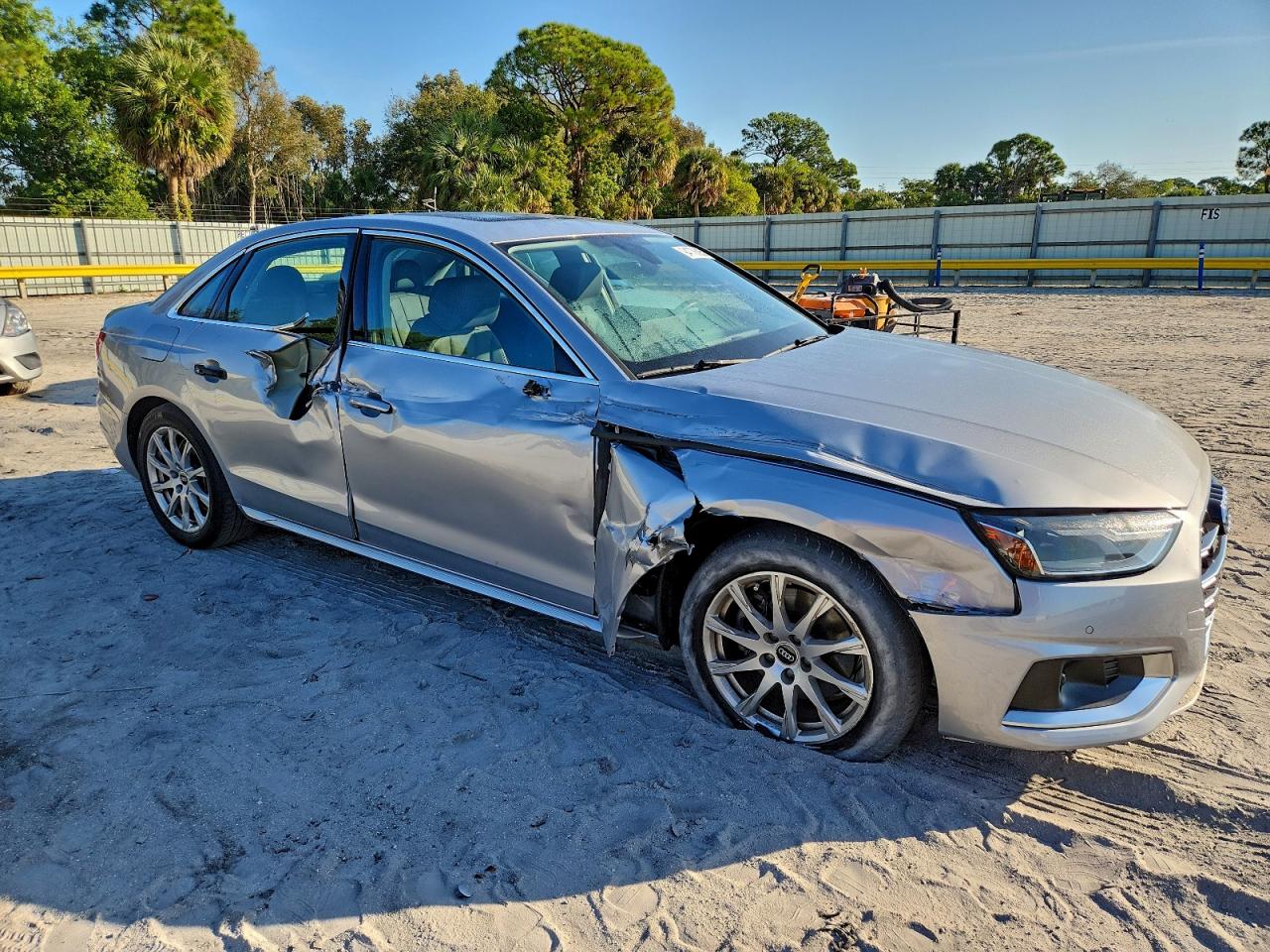 Audi A4 Premium 40 Image 11