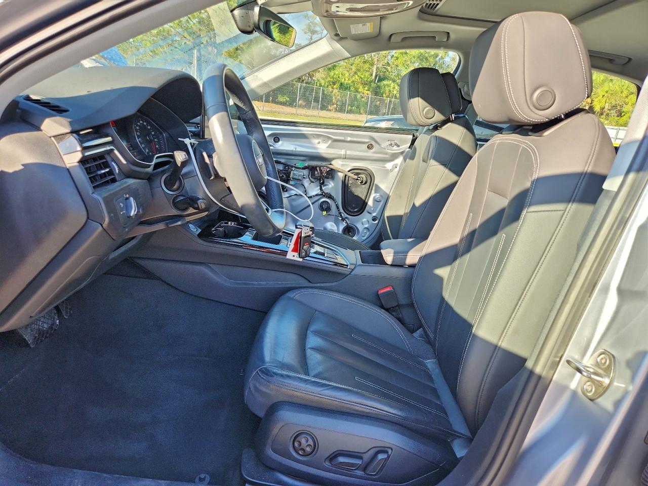 Audi A4 Premium 40 Image 2