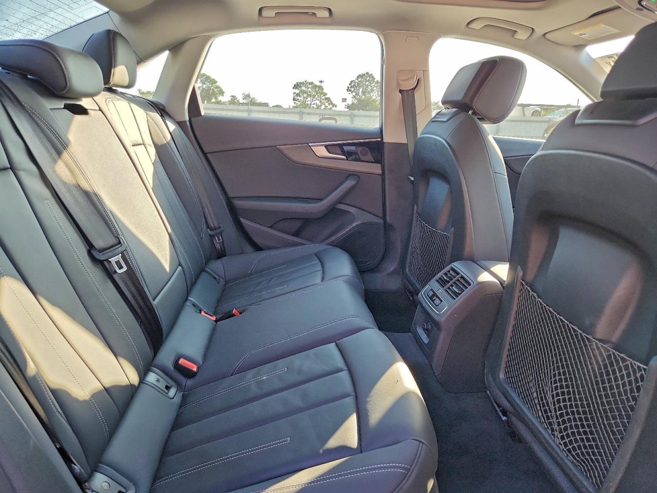 Audi A4 Premium 40 Image 8