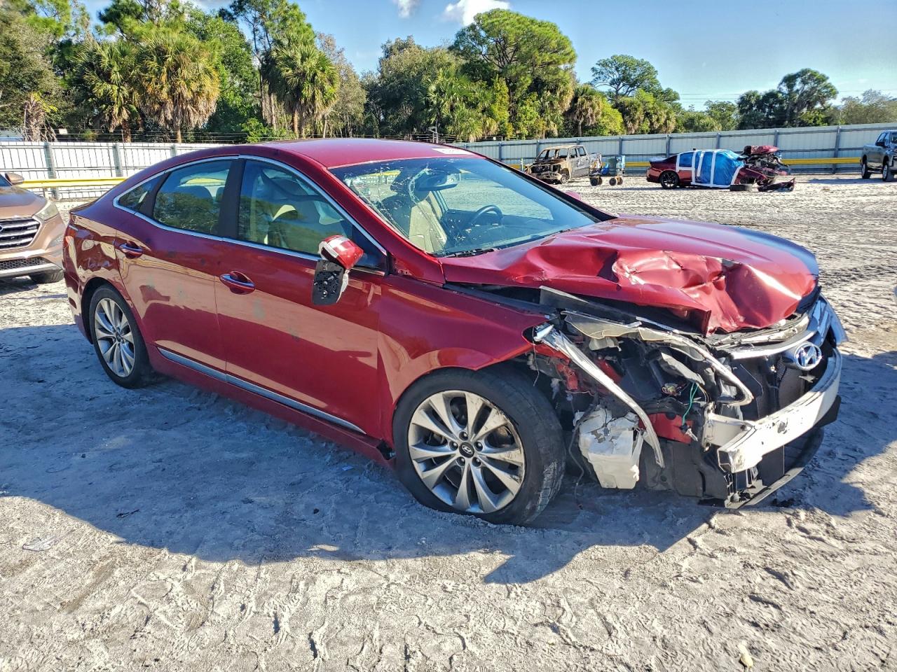 Hyundai Azera Image 10