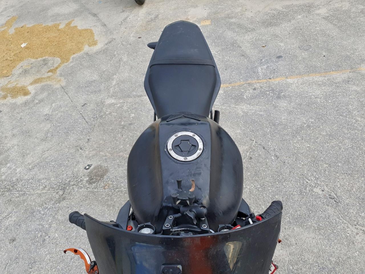 Kawasaki Ex C Image 7