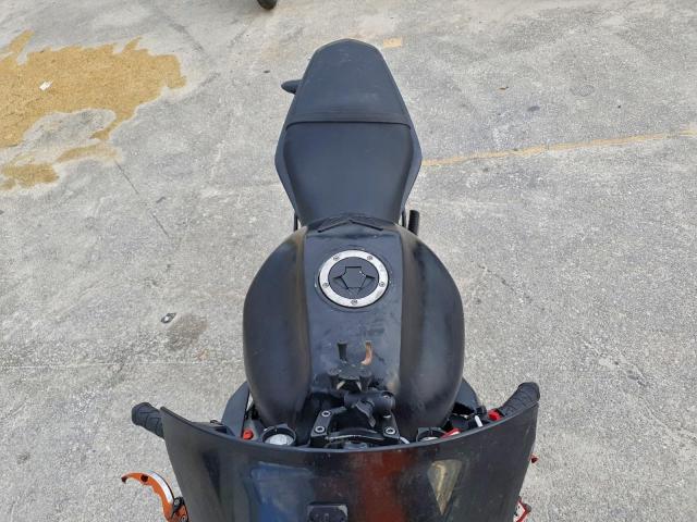 Kawasaki Ex C Image 7