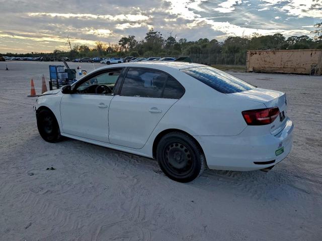 Volkswagen Jetta S Image 4