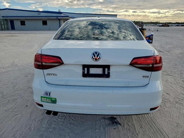 Volkswagen Jetta S Image 10