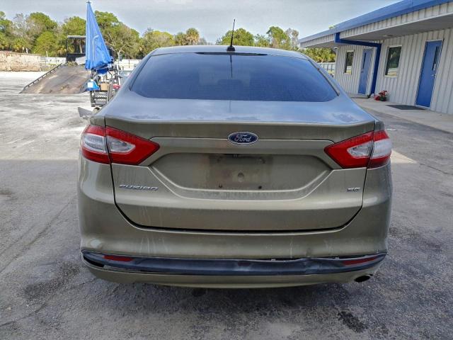 Ford Fusion Se Image 4