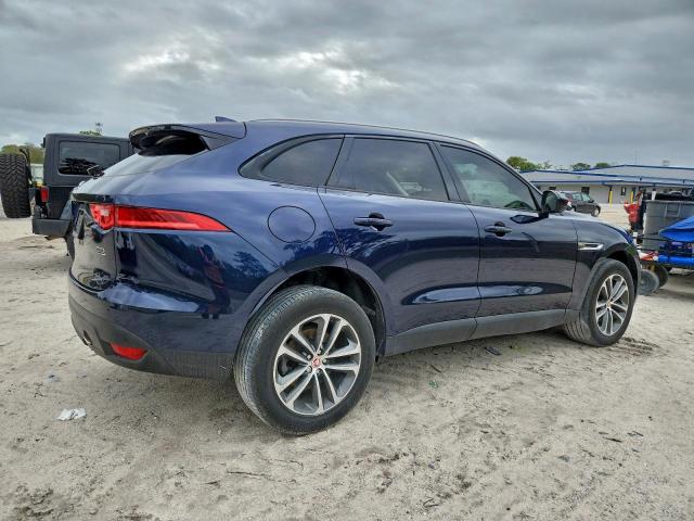Jaguar F-PACE Premium Image 2