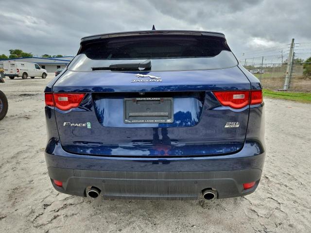 Jaguar F-PACE Premium Image 10