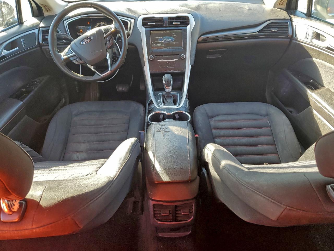 Ford Fusion Se Image 9