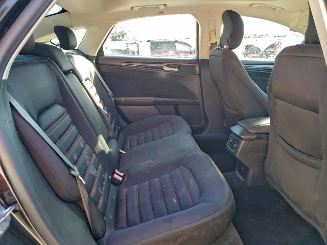 Ford Fusion Se Image 7