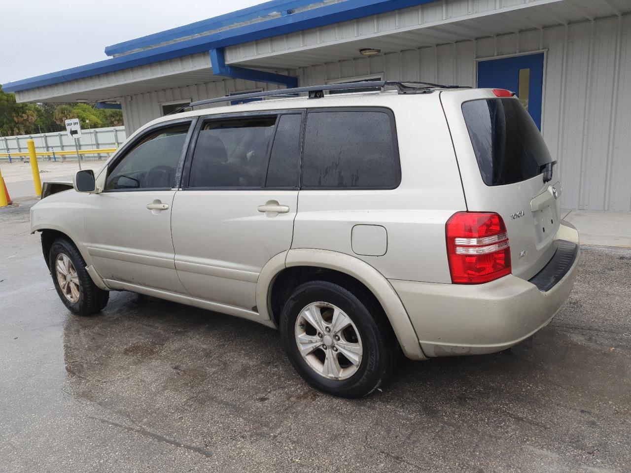 Toyota Highlander Limited Image 3