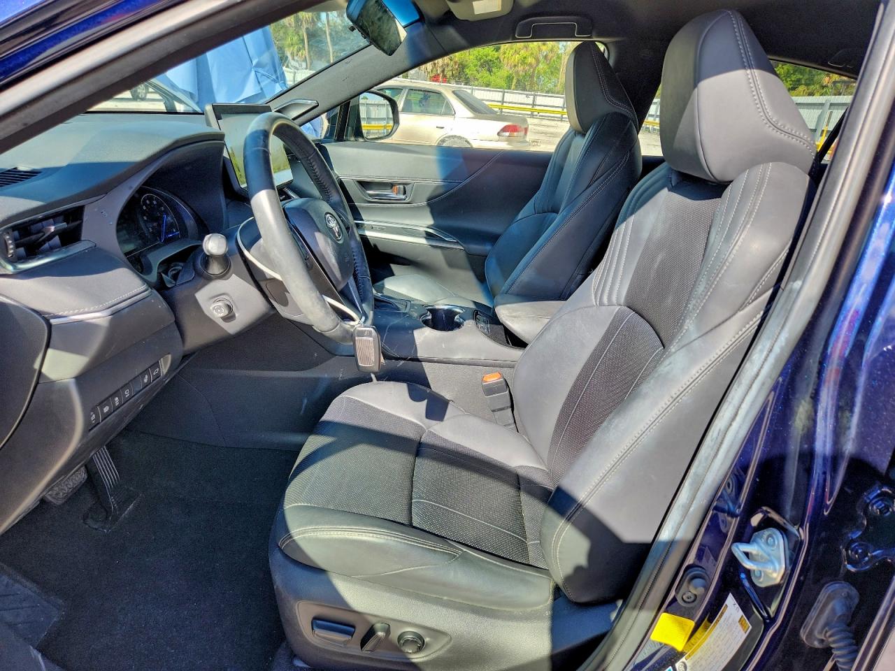 Toyota Venza Le Image 8