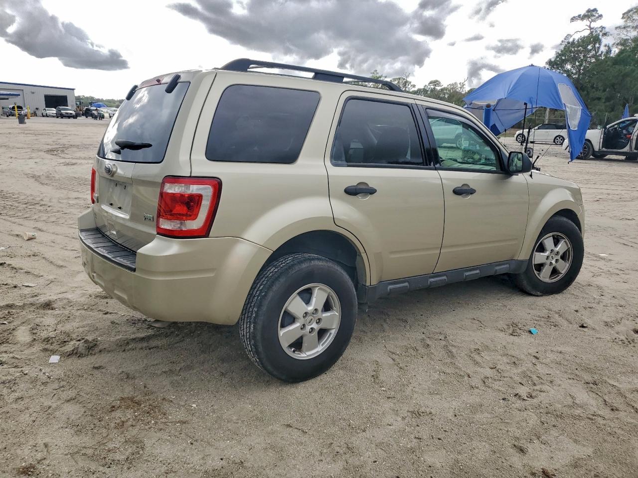 Ford Escape Xlt Image 2