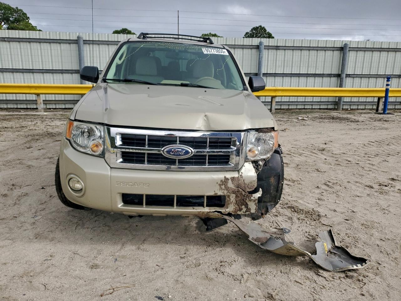 Ford Escape Xlt Image 11