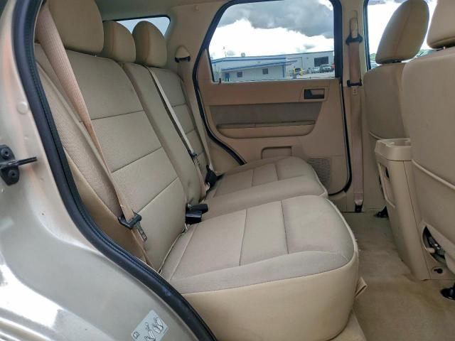 Ford Escape Xlt Image 9