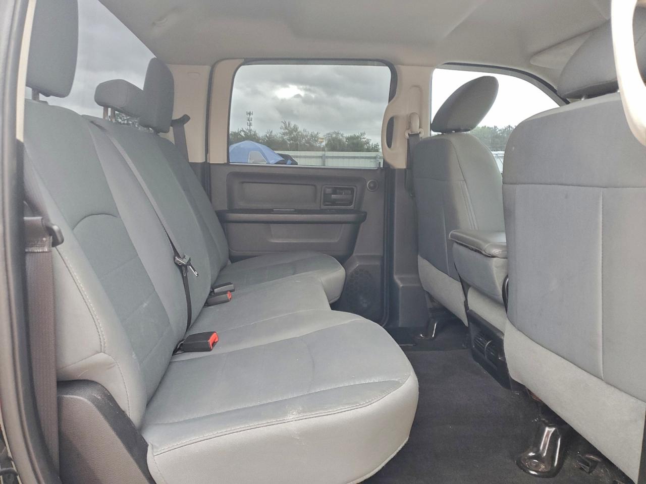 Ram 2500 St Image 11