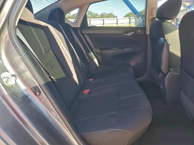 Nissan Sentra S Image 9