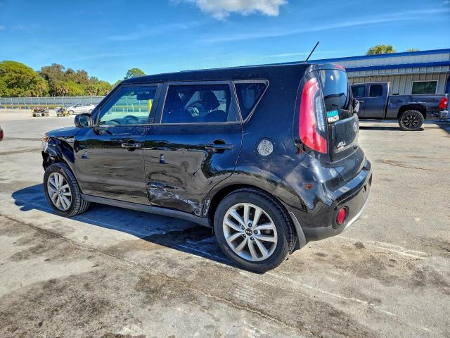 Kia Soul + Image 3