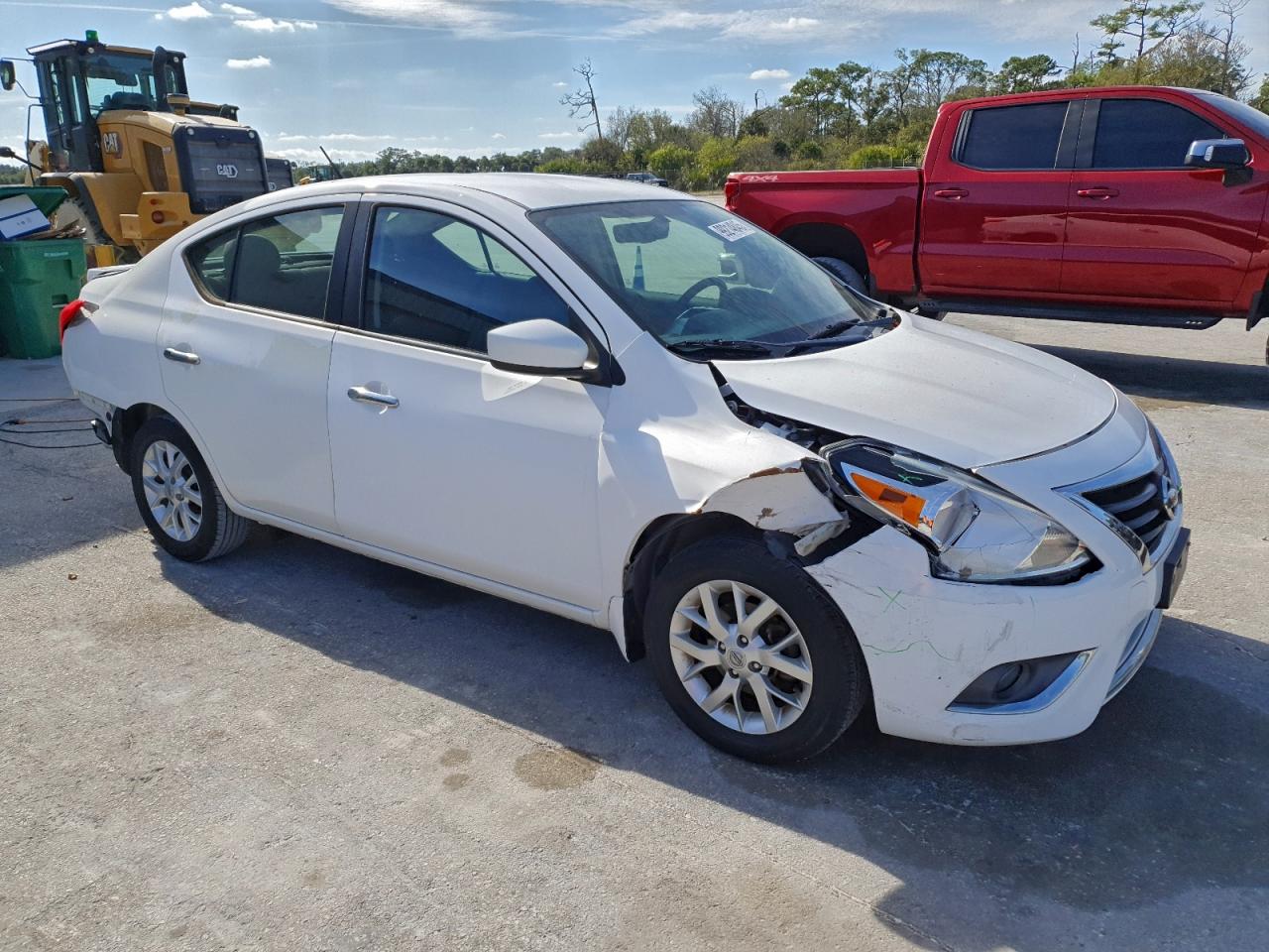 Nissan Versa S Image 12