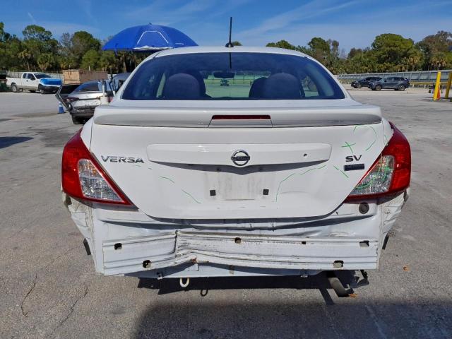 Nissan Versa S Image 13