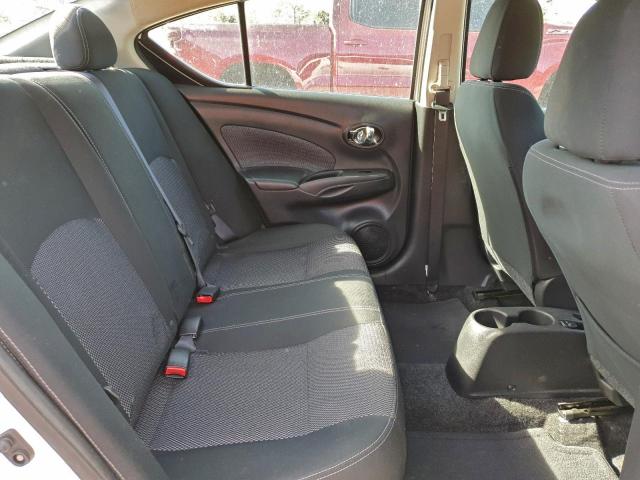 Nissan Versa S Image 10