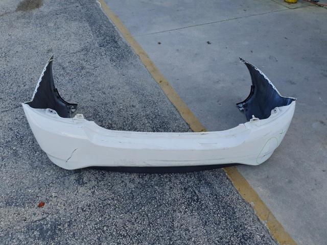 Nissan Versa S Image 5