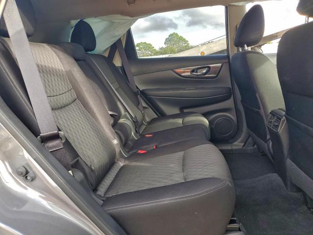 Nissan Rogue S Image 11