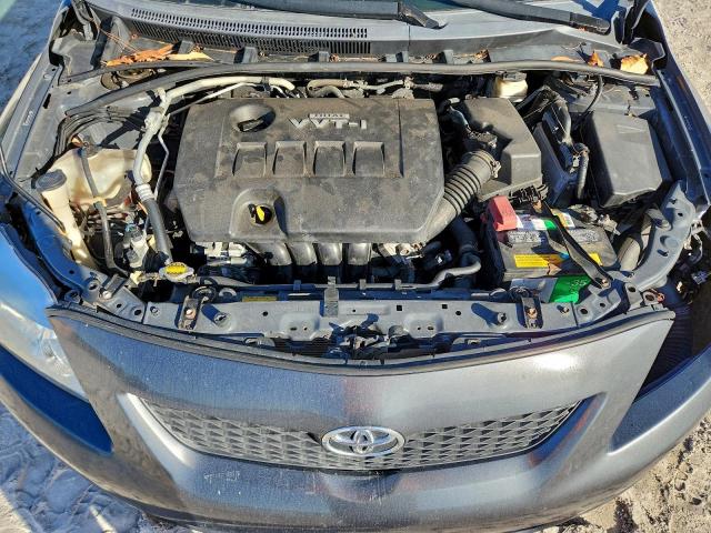 Toyota Corolla Base Image 12