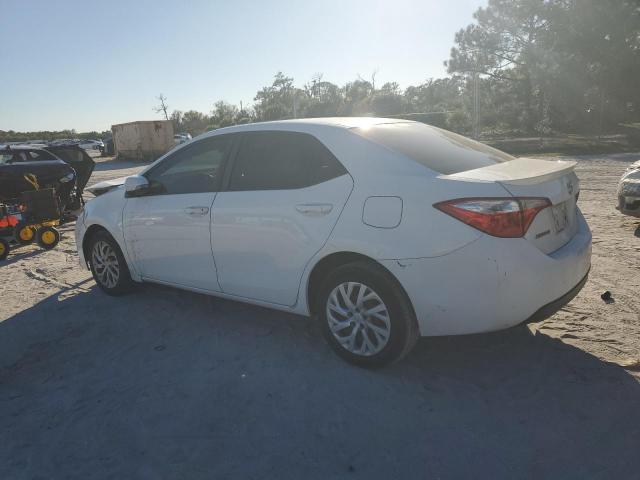 Toyota Corolla L Image 3