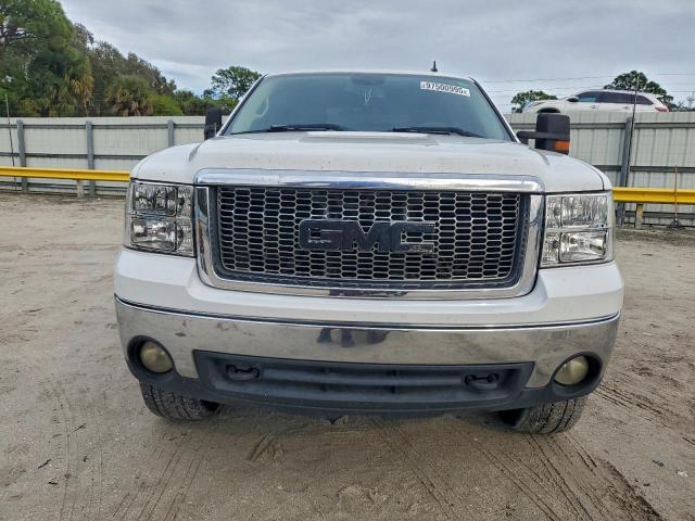 GMC Sierra C1500 Image 7