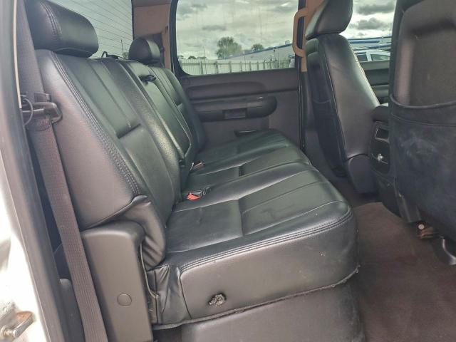 GMC Sierra C1500 Image 6