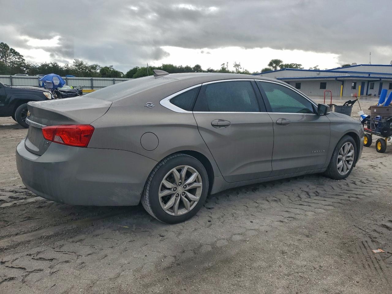 Chevrolet Impala Lt Image 3