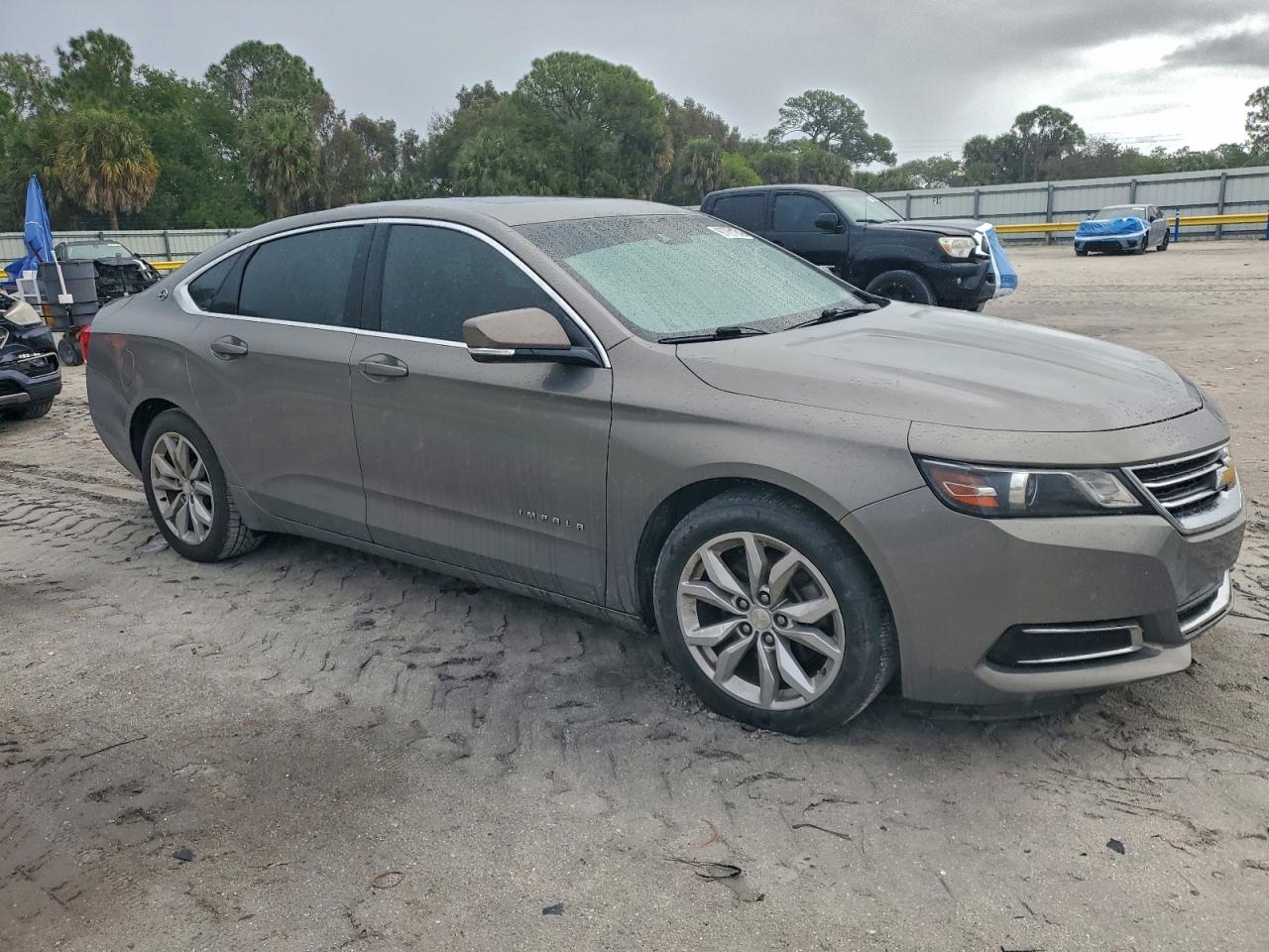 Chevrolet Impala Lt Image 4