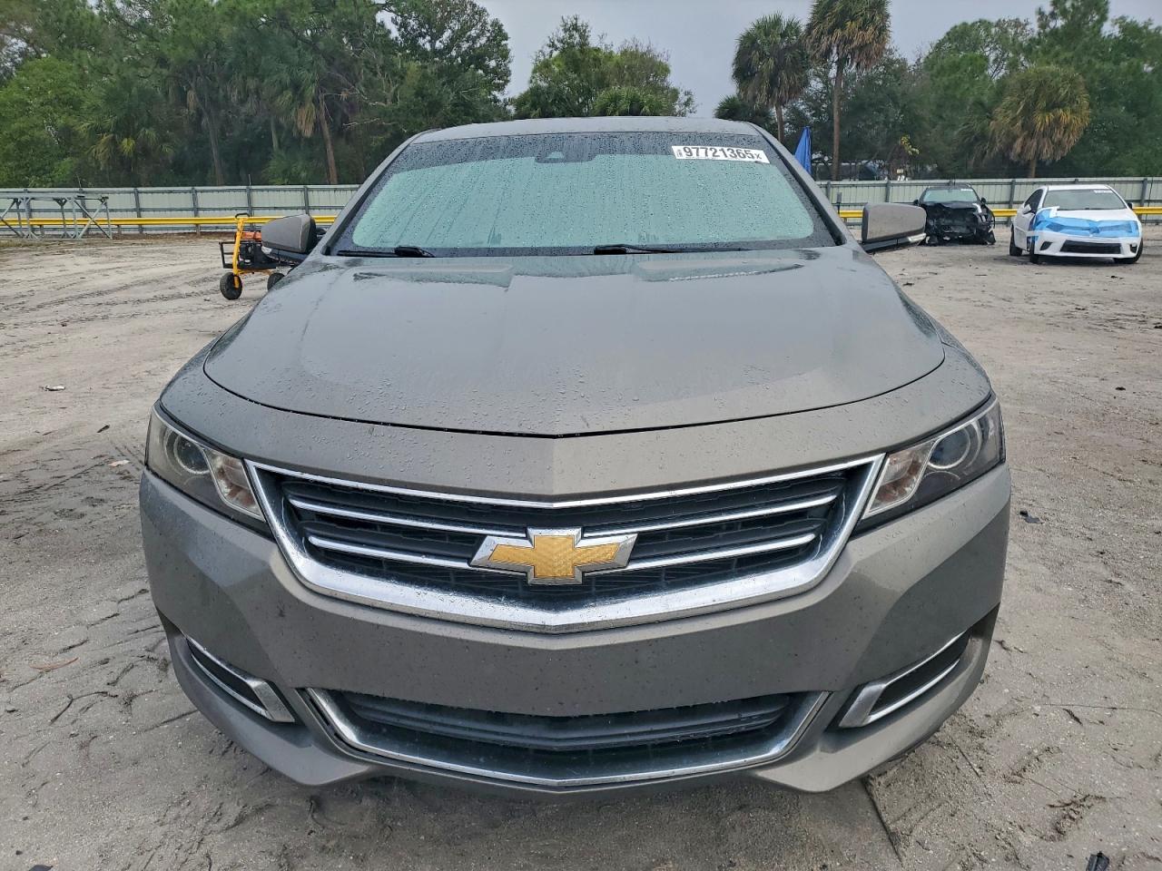 Chevrolet Impala Lt Image 8