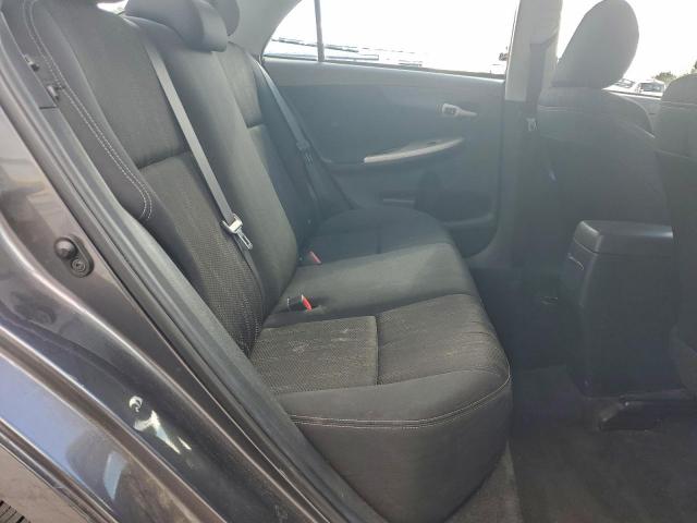 Toyota Corolla Base Image 7