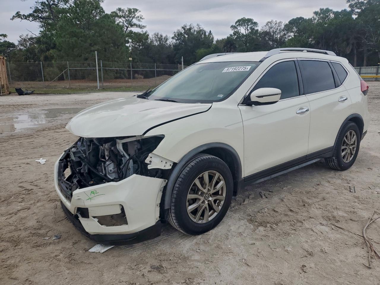 Nissan Rogue S Image 1