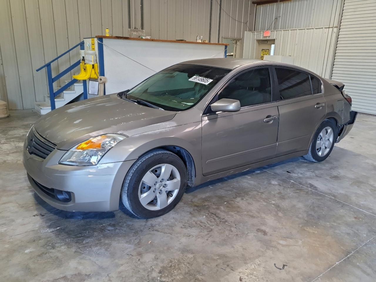 Nissan Altima 2.5 Image 1