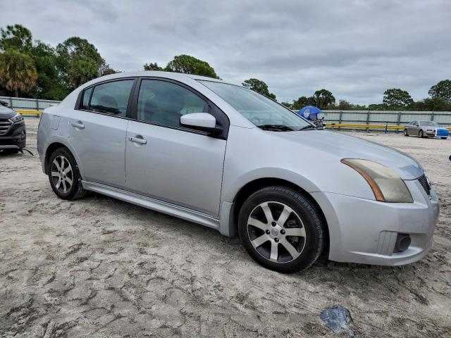 Nissan Sentra 2.0 Image 2