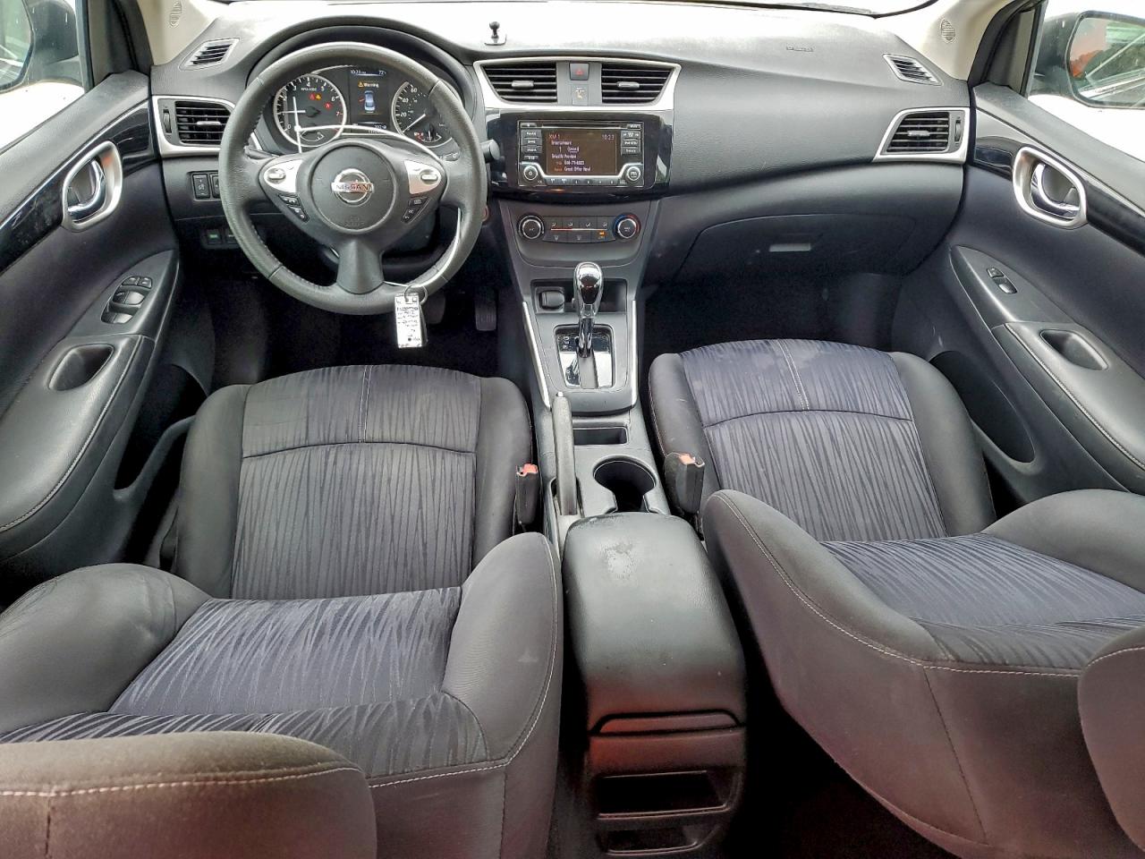 Nissan Sentra S Image 6