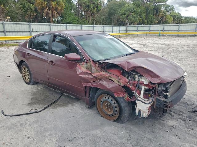 Nissan Altima Base Image 5