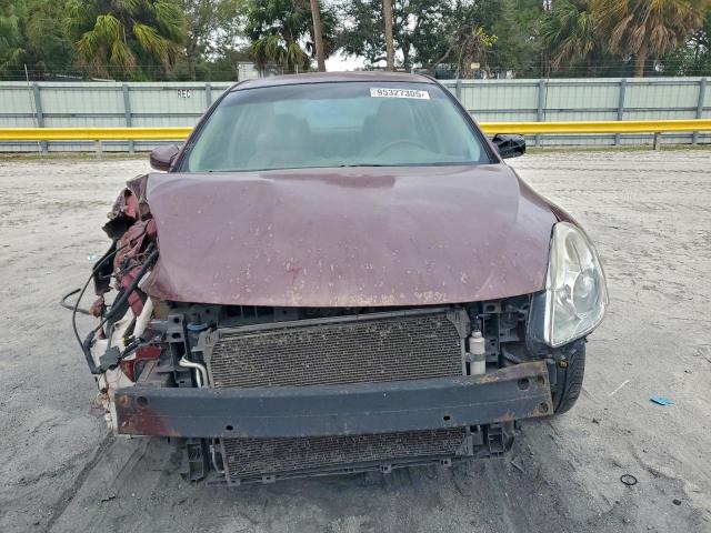 Nissan Altima Base Image 7